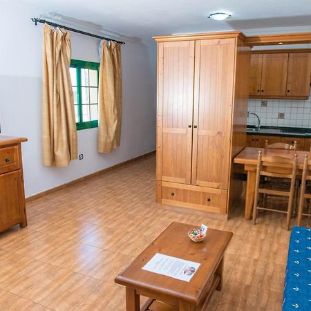 Apartamentos La Palmera Фронтера Екстериор снимка