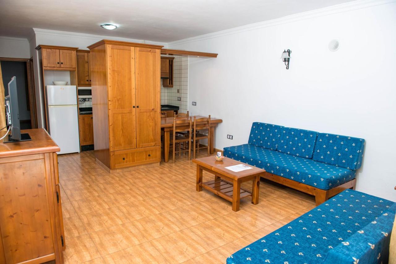 Apartamentos La Palmera Фронтера Екстериор снимка